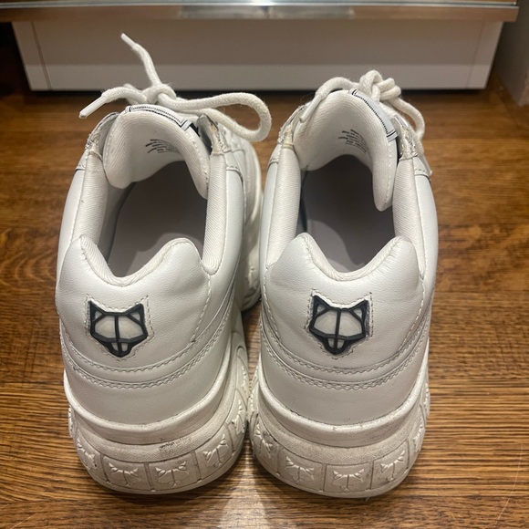 NAKED WOLFE SPORTY WHITE LEATHER SNEAKER WORN - Picture 7 of 7